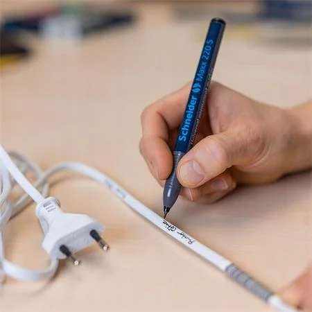 FOLIOPIS PERMANENTNY SCHNEIDER MAXX 220 S 0,4MM CZARNY